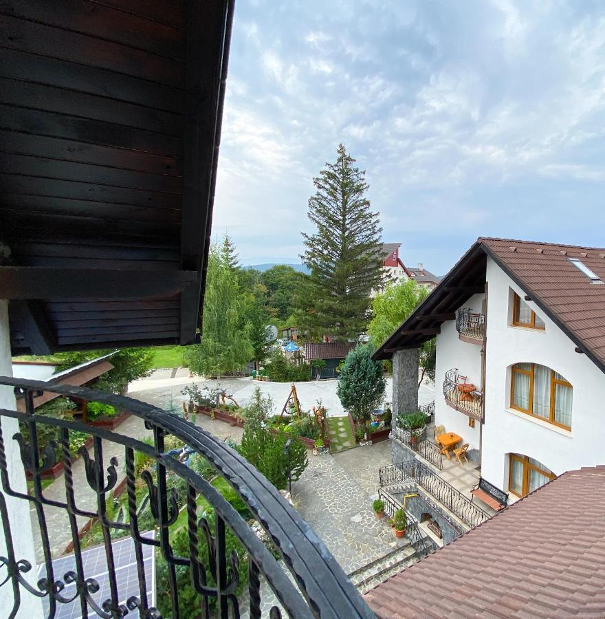 Pensiunea Crocus - Sauna & Billiard Poiana Brașov Exterior foto