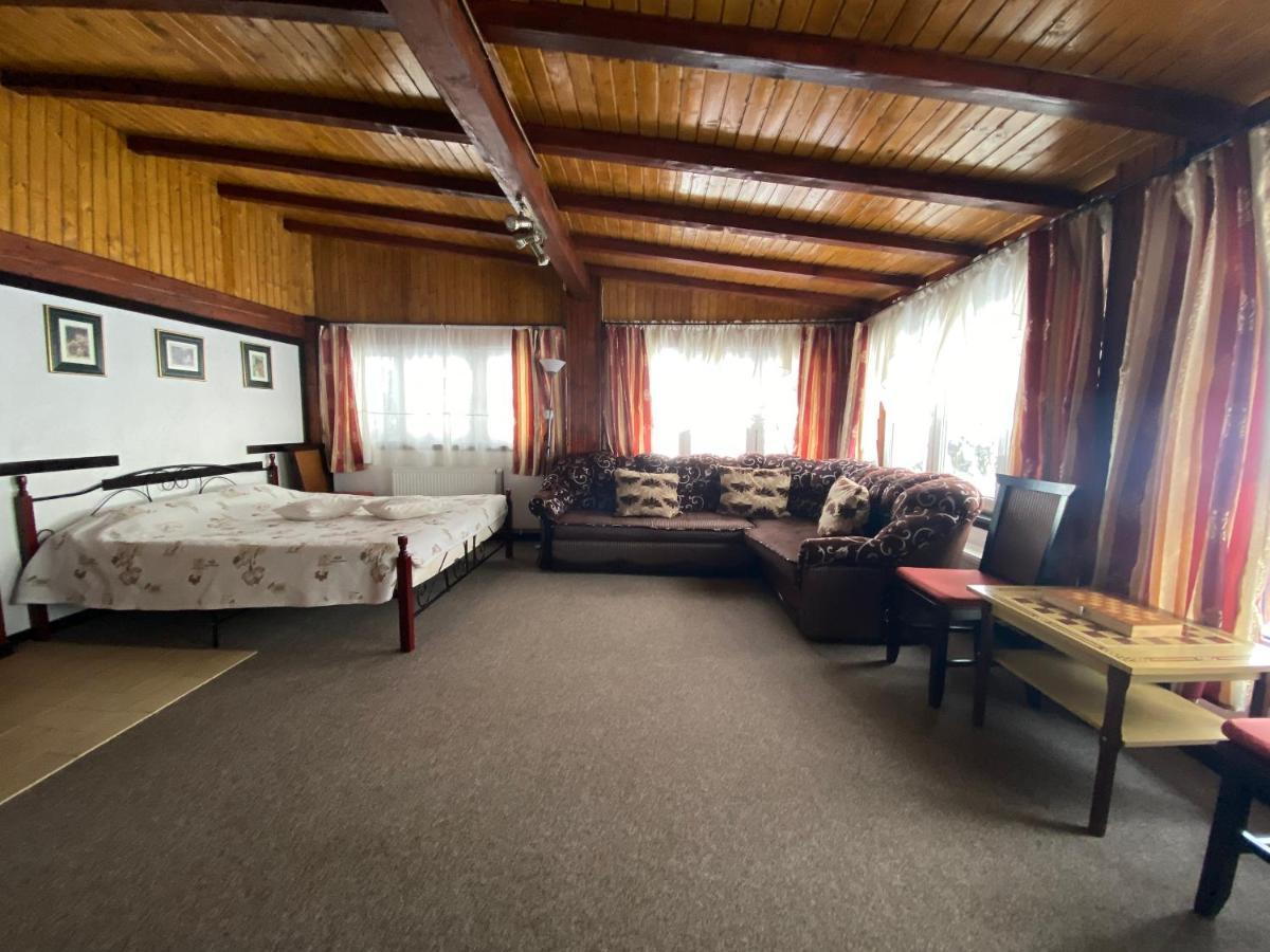 Pensiunea Crocus - Sauna & Billiard Poiana Brașov Exterior foto